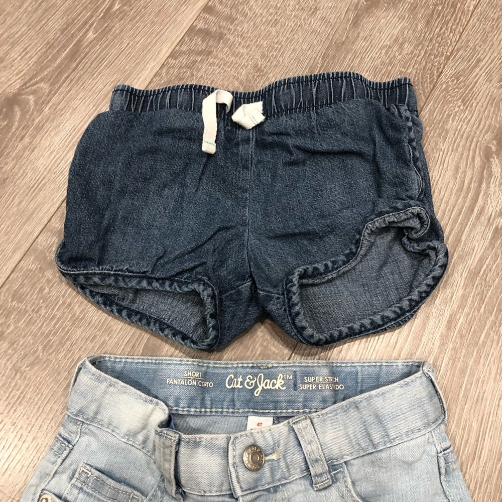4T denim shorts bundle - Picture 3 of 4